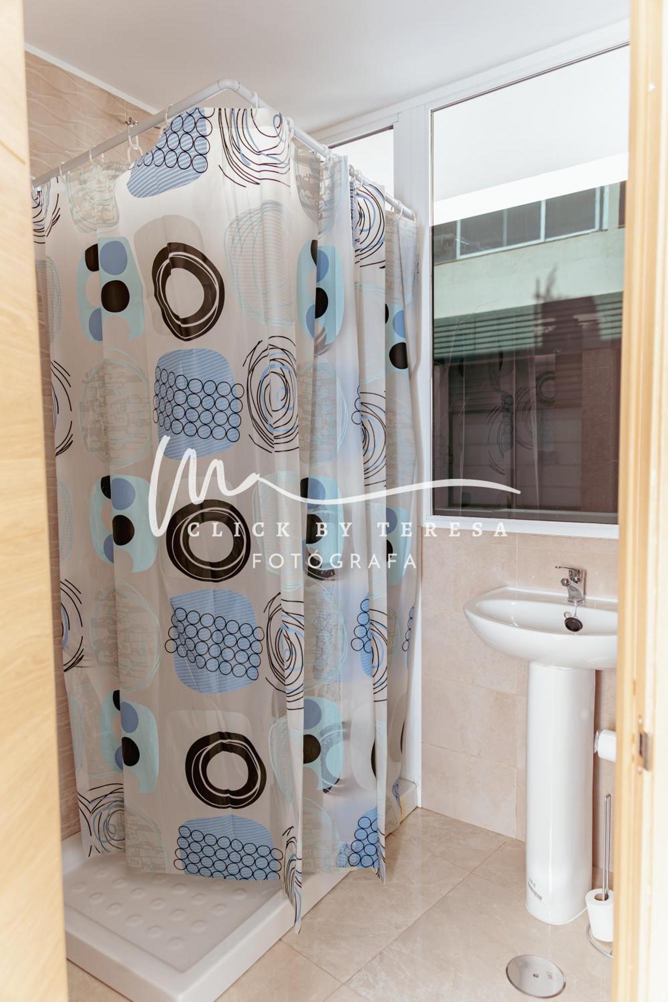 Few Steps From The Beach Hostel In Los Cristianos Arona  Exteriör bild