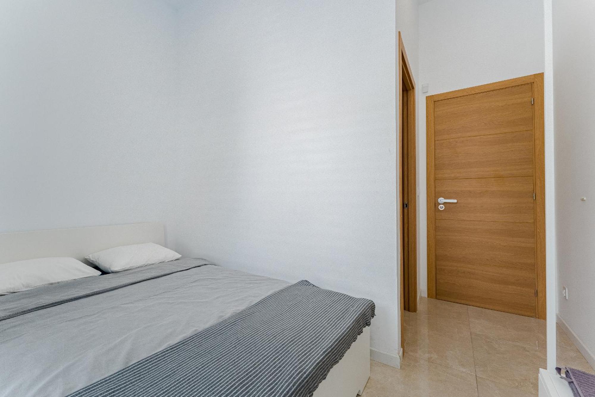Few Steps From The Beach Hostel In Los Cristianos Arona  Exteriör bild